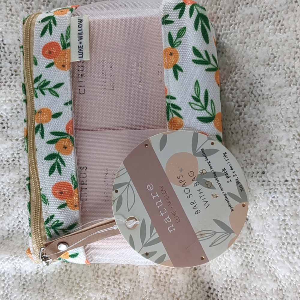 Luxe & Willow 2-Pack Bar Soaps with Cosmetic Pouch in Citrus, 2x 170g/6oz
